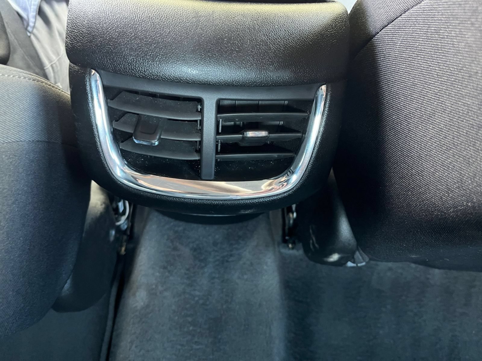 Used 2024 Chevrolet Malibu LT FWD image 23