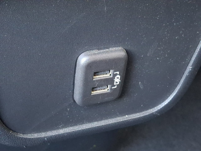 Certified 2021 Chevrolet Equinox LT w/ LPO, Floor Liner Package FWD image 11