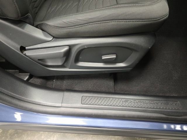 Used 2021 Ford Explorer XLT AWD/4WD image 6