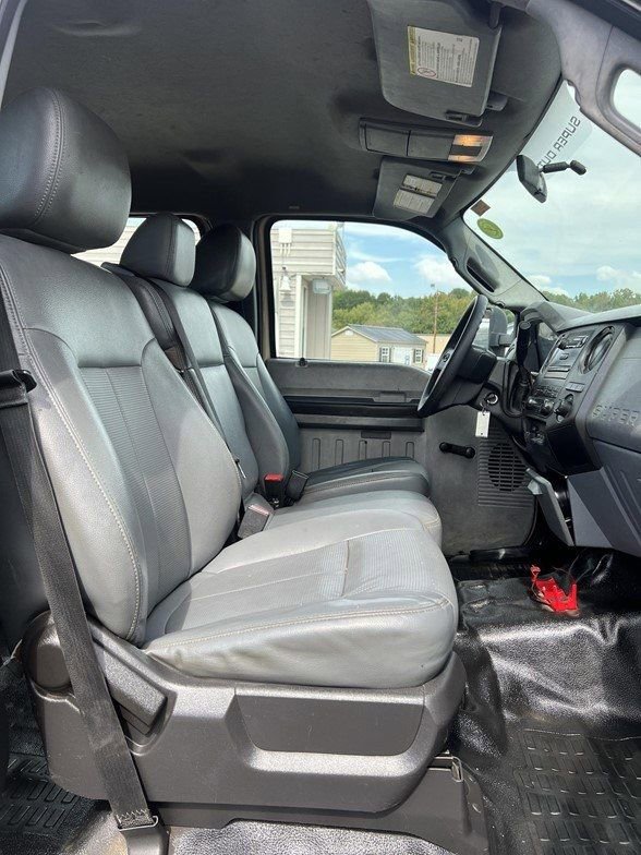 Used 2013 Ford F450 XL w/ Snow Plow Prep Pkg image 26