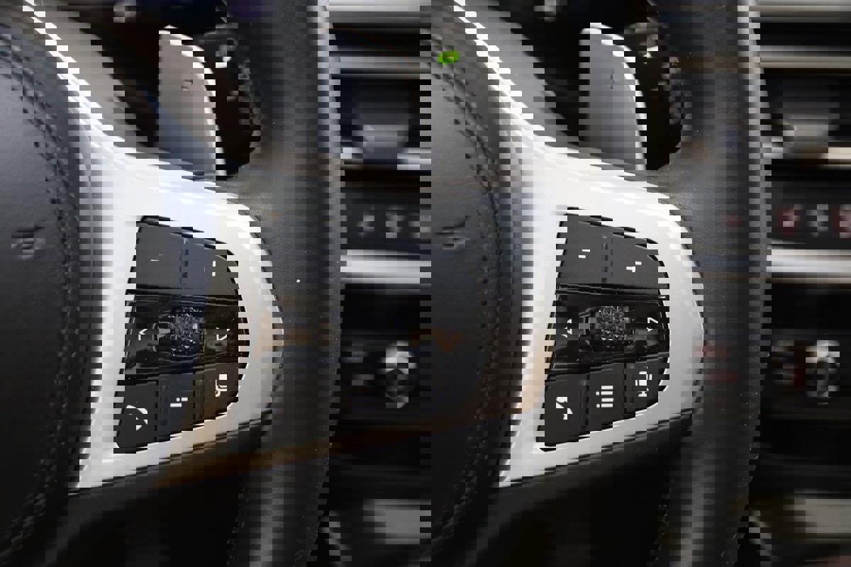 Used 2022 BMW X3 xDrive30i w/ M Sport Package image 38