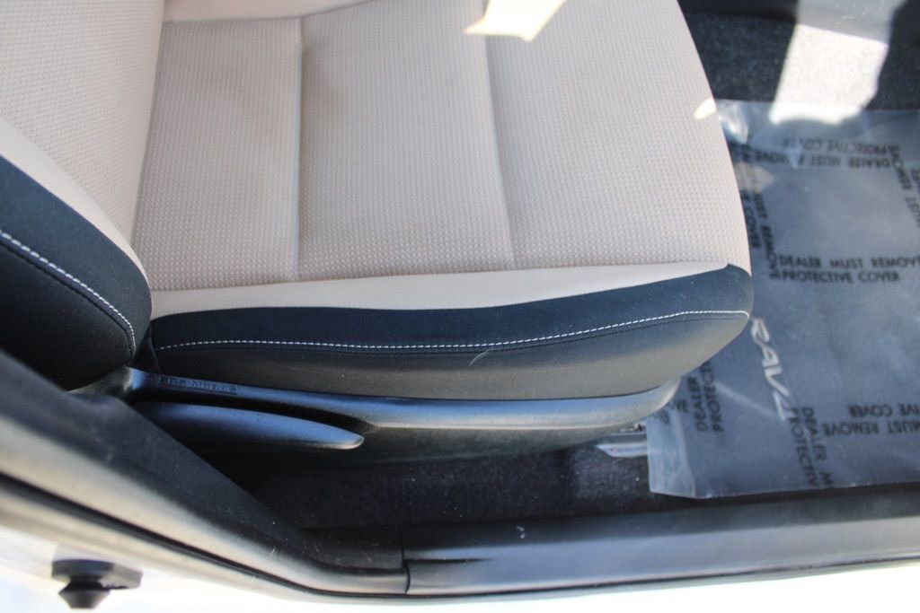 Used 2018 Toyota RAV4 XLE w/ Plus Extra Value Package image 21