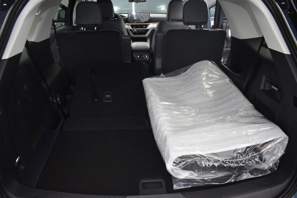 New 2026 Ford Explorer Active w/ Active Comfort Package AWD/4WD image 37