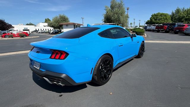 Used 2025 Ford Mustang GT RWD image 5