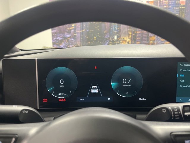 Used 2025 Hyundai Santa Cruz SEL image 13