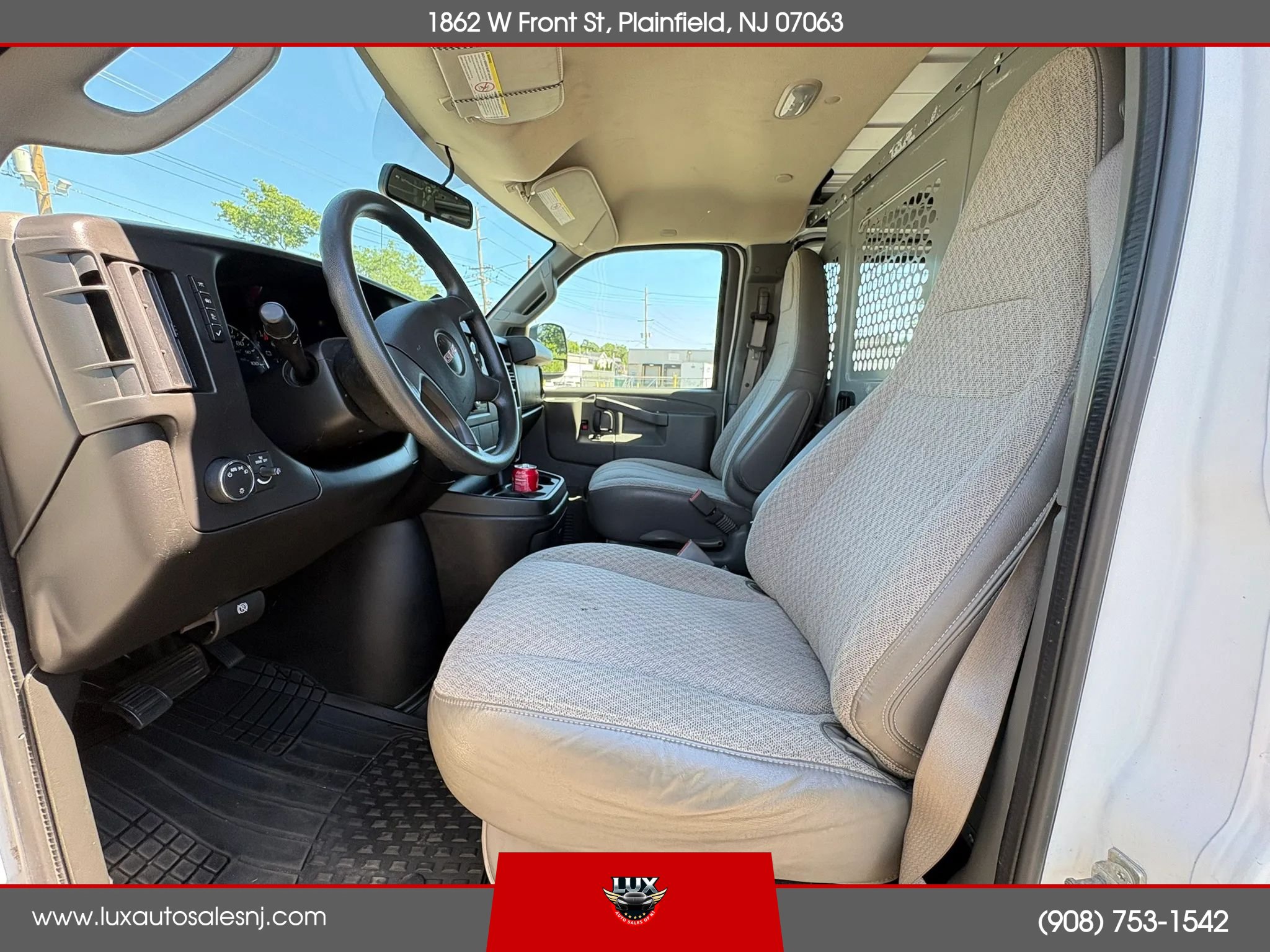 Used 2017 GMC Savana 2500 RWD image 16