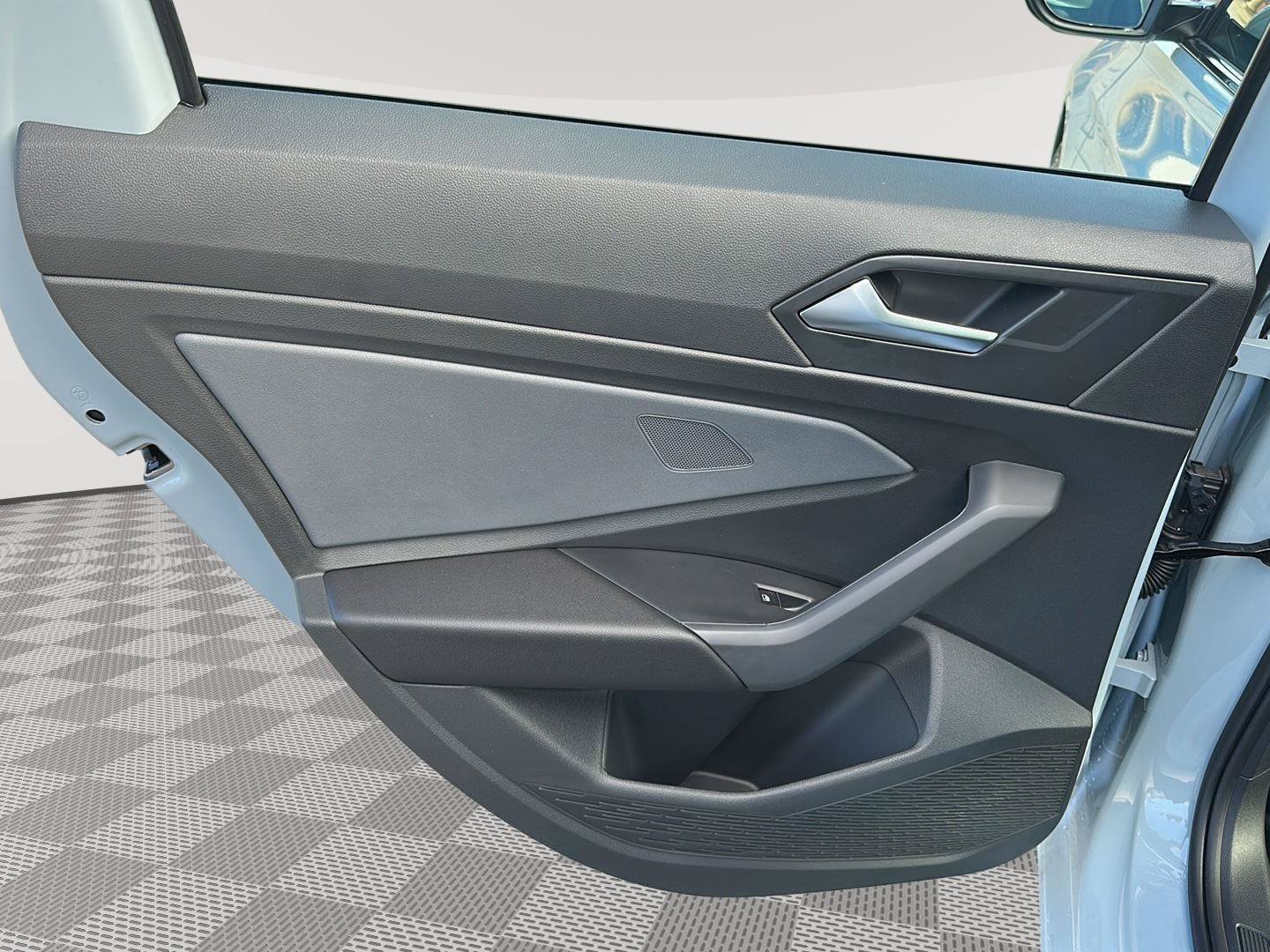 New 2026 Volkswagen Jetta SE FWD image 19