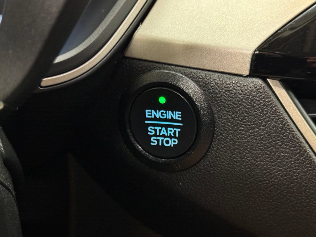 Used 2022 Ford Escape SE w/ Convenience Package FWD image 28