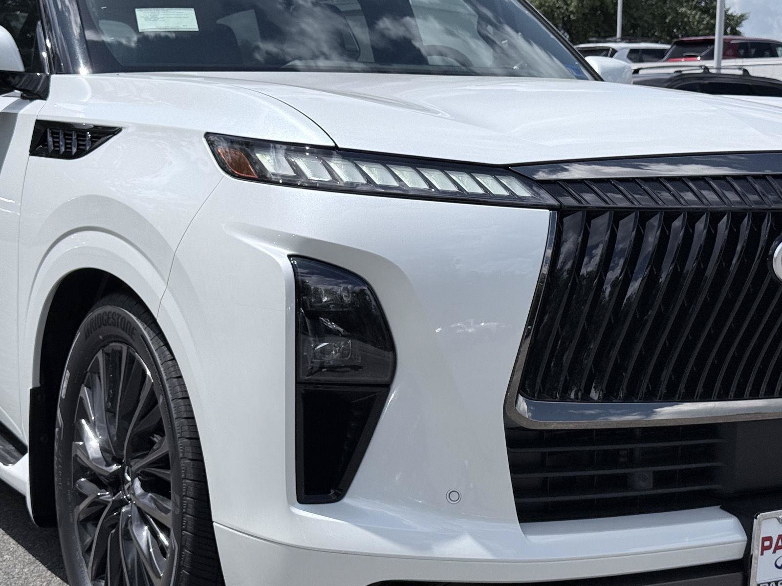 New 2027 INFINITI QX80 Autograph w/ Premium Cargo Package AWD/4WD image 8