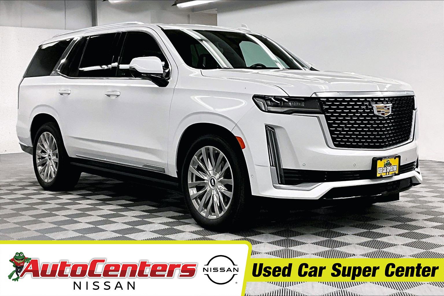 Used 2023 Cadillac Escalade Premium Luxury w/ Performance Package AWD/4WD image 1