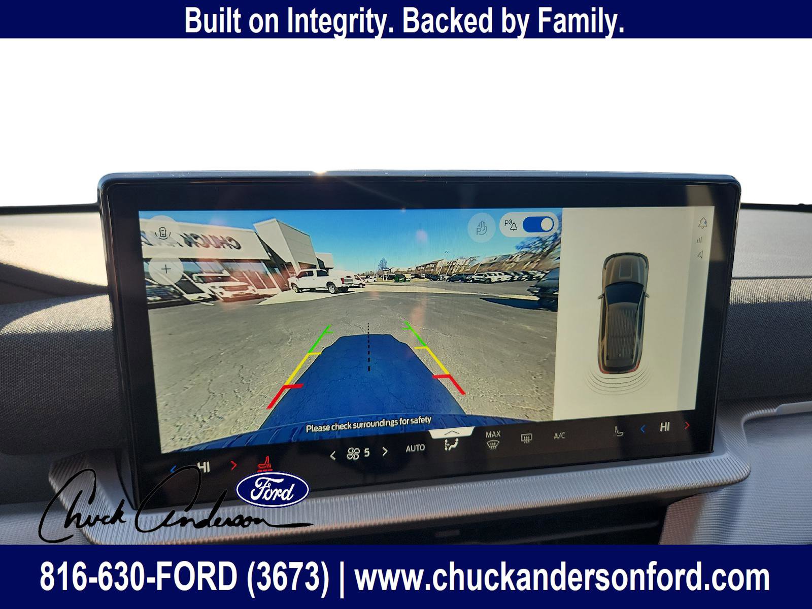 New 2026 Ford Explorer Active AWD/4WD image 18