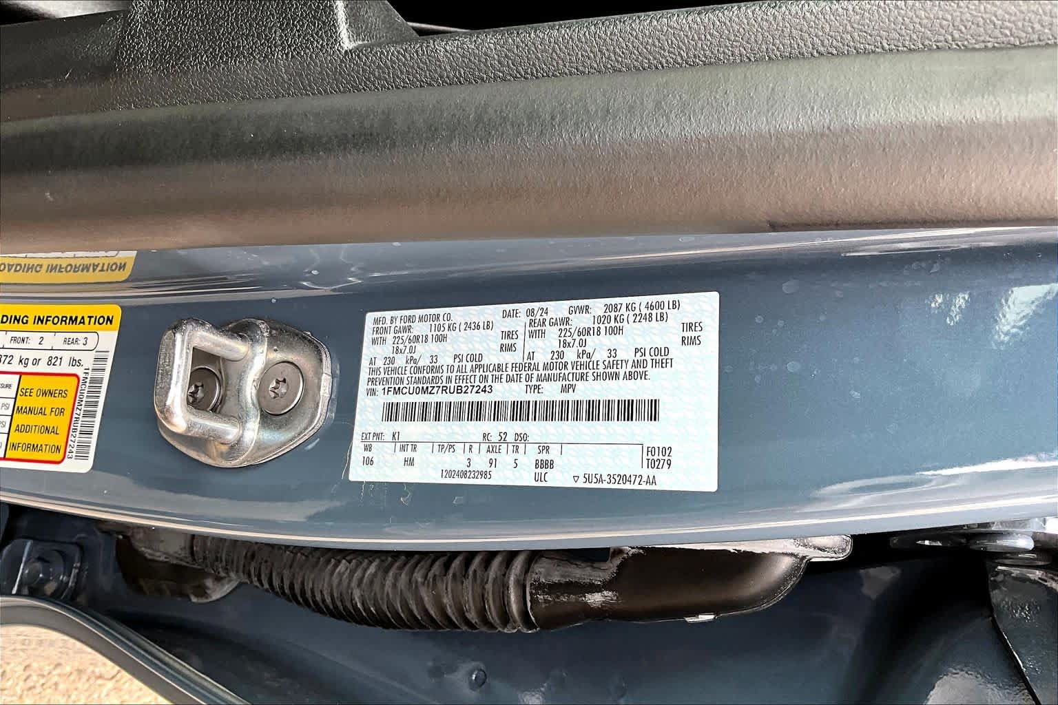 Used 2024 Ford Escape ST-Line w/ Equipment Group 301A FWD image 34