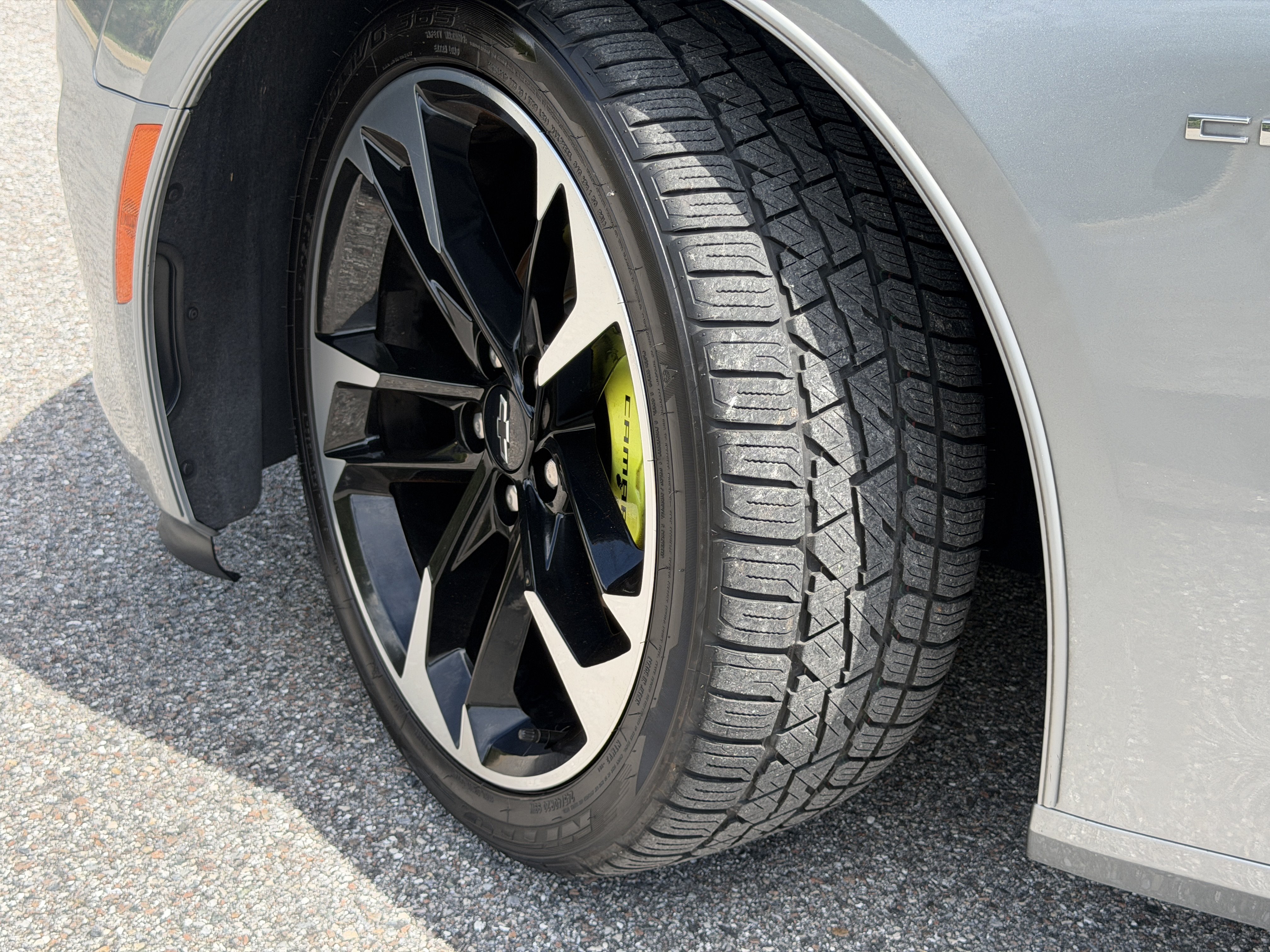 Used 2023 Chevrolet Camaro LT RWD image 35