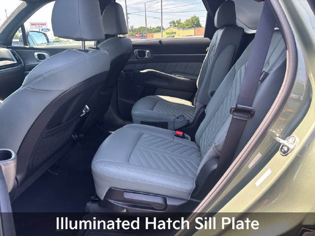 Used 2024 Kia Sorento SX Prestige w/ Sage Leather Package AWD/4WD image 17