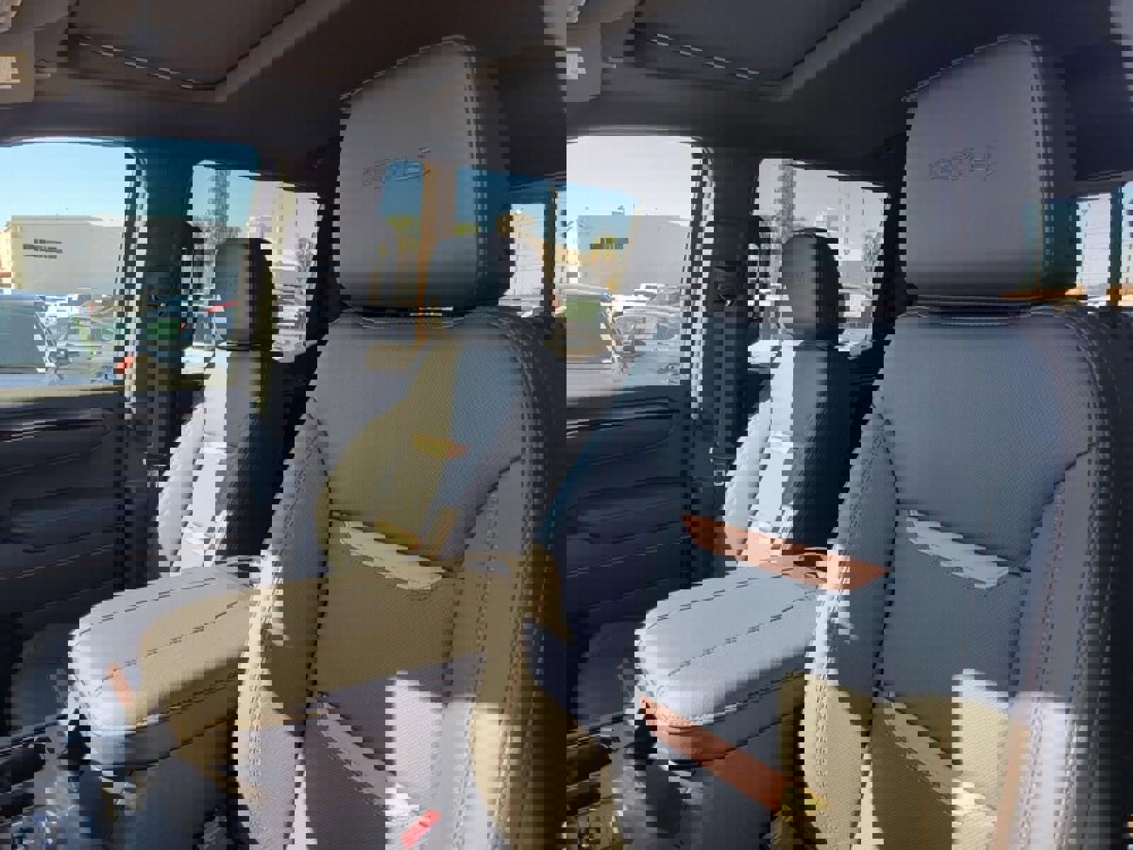 New 2026 GMC Sierra 1500 AT4 w/ AT4 Premium Package image 12