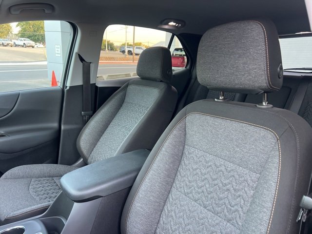 Used 2023 Chevrolet Equinox LT w/ Driver Convenience Package image 14
