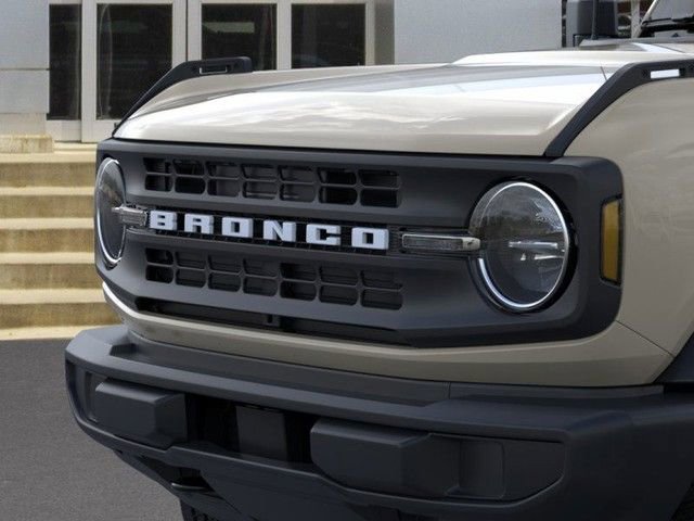 New 2025 Ford Bronco 4-Door image 19