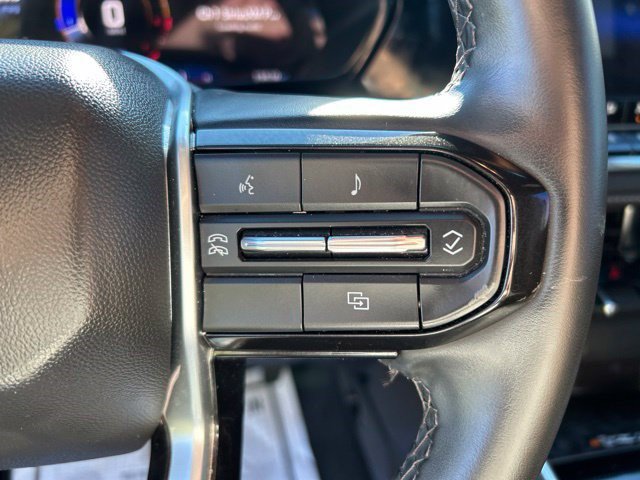 Used 2024 Chevrolet Colorado LT w/ LT Convenience Package II RWD image 18
