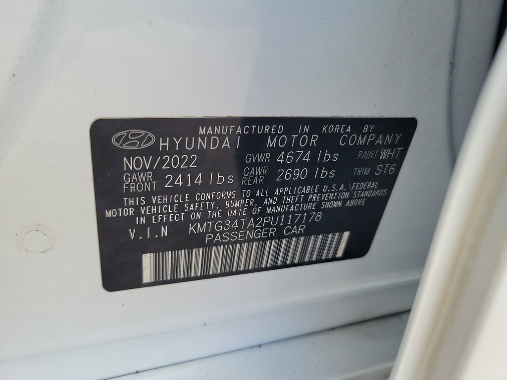 Certified 2023 Genesis G70 2.0T w/ Sport Prestige Package image 35