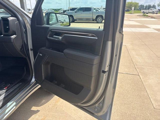 New 2026 Chevrolet Silverado 1500 LT Trail Boss w/ Safety Package AWD/4WD image 21
