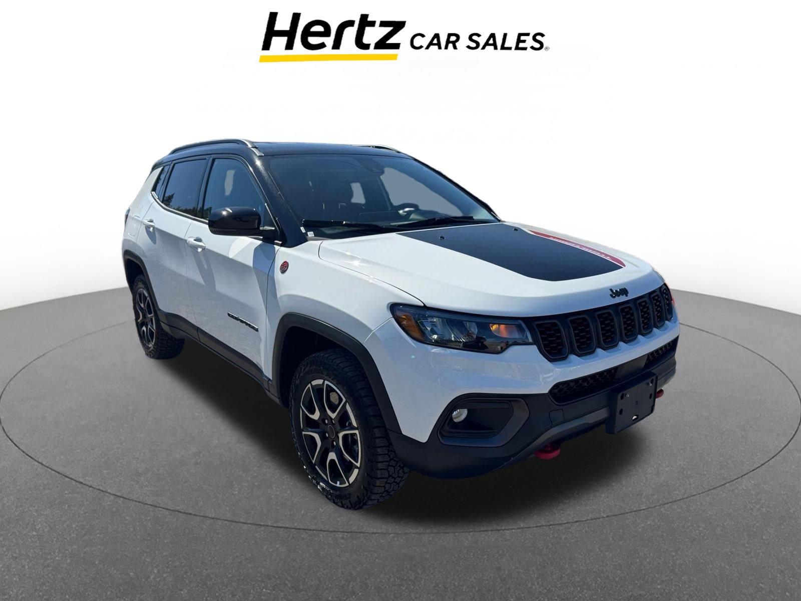 Used 2025 Jeep Compass Trailhawk video 1