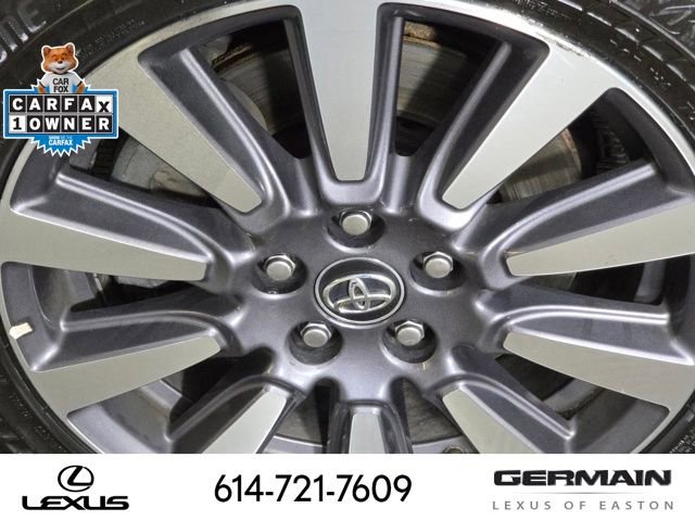 Used 2018 Toyota Sienna XLE w/ XLE Navigation Package image 14