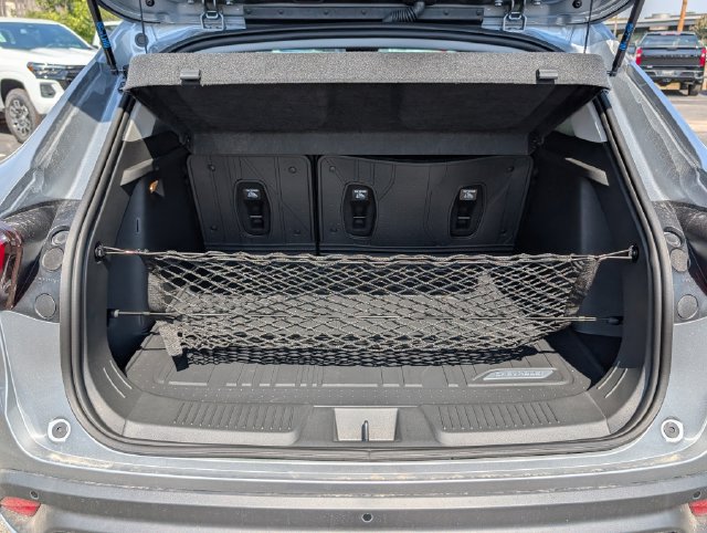 New 2026 Chevrolet Trax LT w/ Sunroof Package FWD image 28