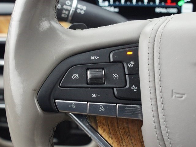 Used 2021 Cadillac Escalade ESV Premium Luxury Platinum image 10