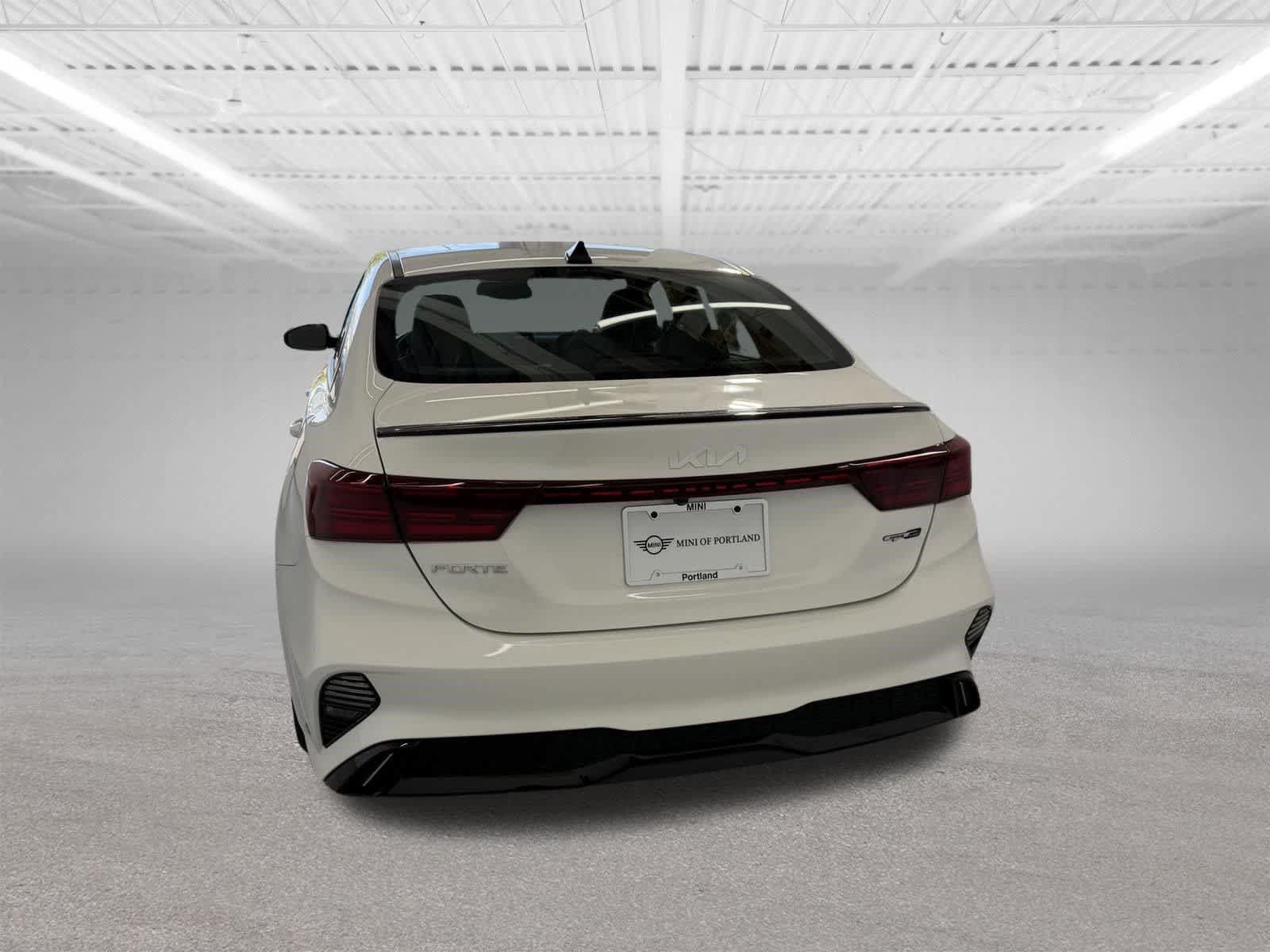 Used 2024 Kia Forte GT-Line w/ GT-Line Premium Package FWD image 4
