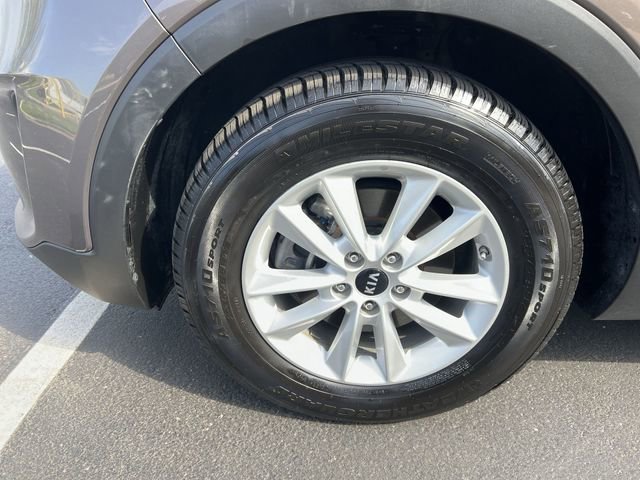Used 2020 Kia Sorento LX w/ LX I4 Convenience Package image 8