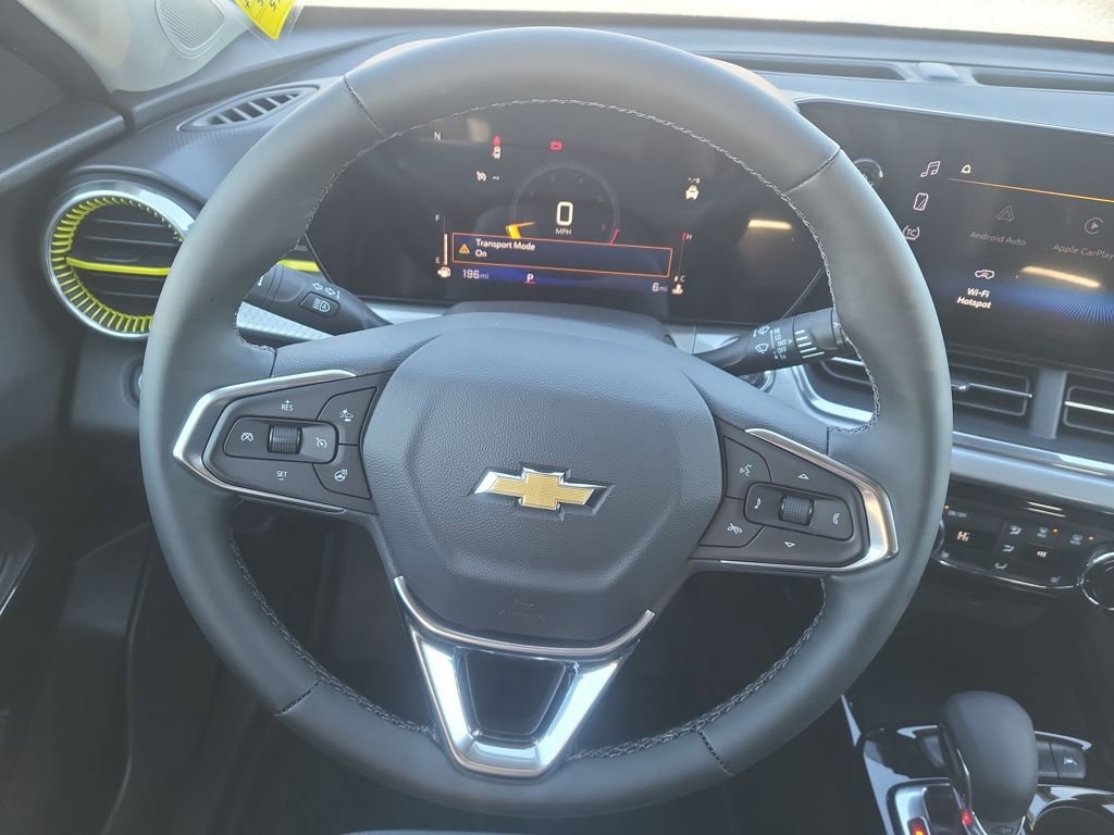 New 2025 Chevrolet Trax LT w/ LT Convenience Package image 15