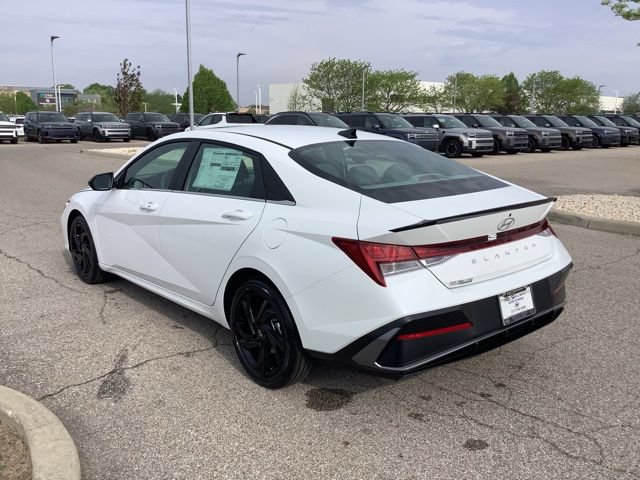 New 2026 Hyundai Elantra SEL Sport Premium FWD image 7