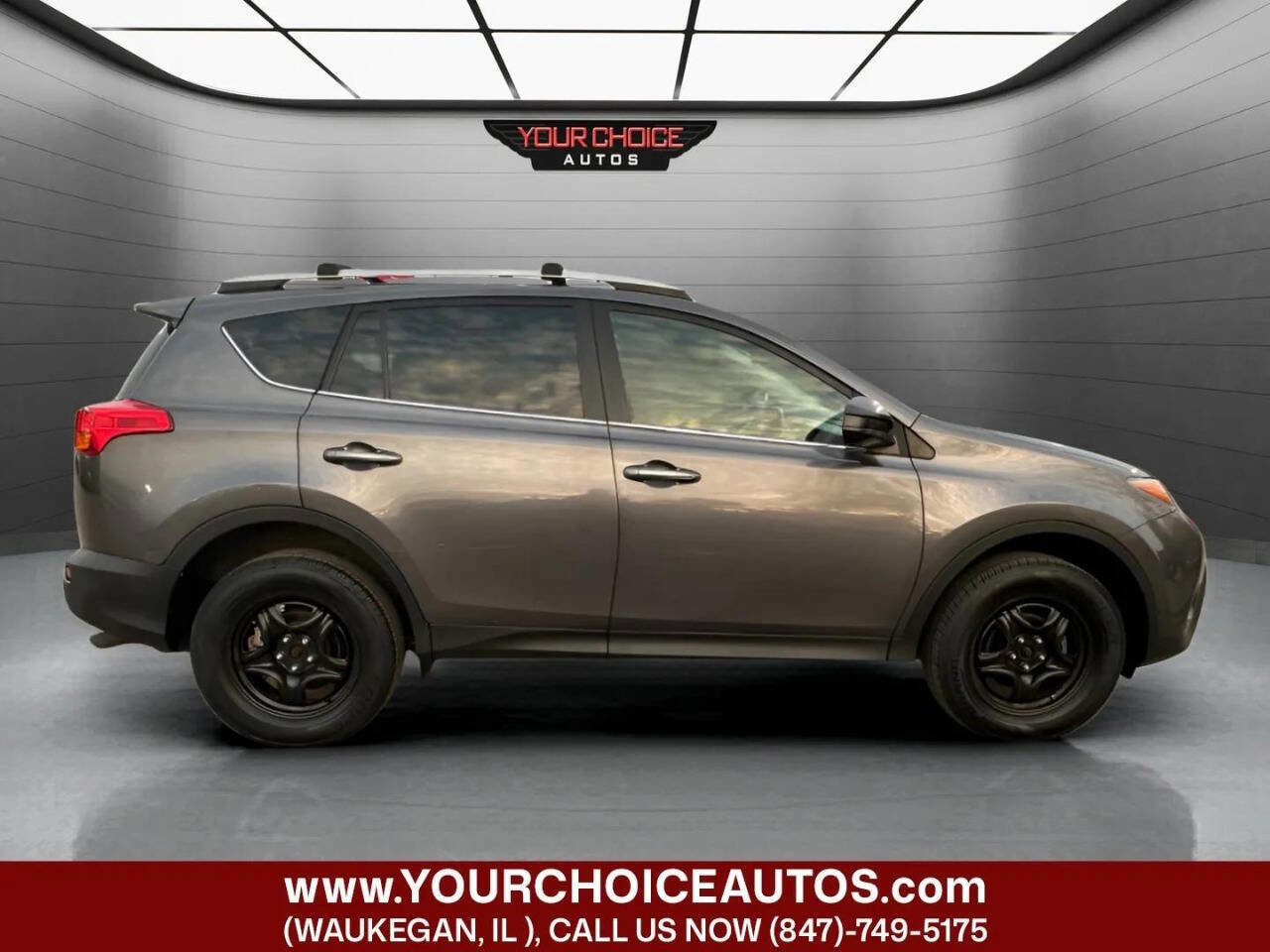 Used 2015 Toyota RAV4 LE image 6