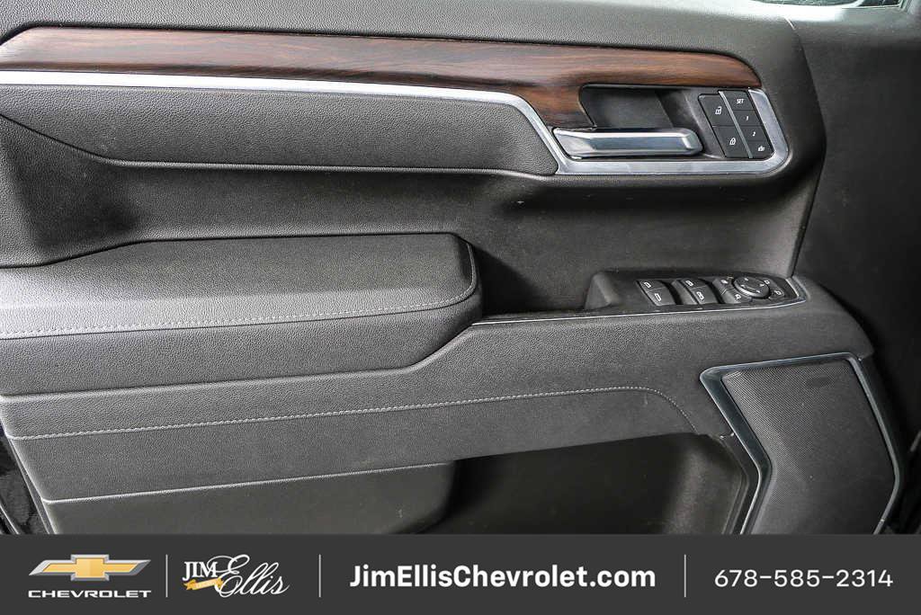 Certified 2025 GMC Sierra 1500 SLT AWD/4WD image 6