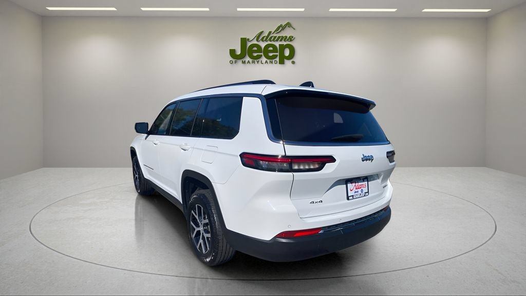 Used 2023 Jeep Grand Cherokee L Limited AWD/4WD image 10