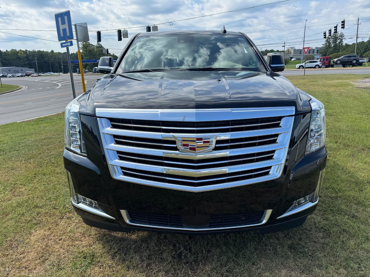 Used 2020 Cadillac Escalade ESV Platinum AWD/4WD image 6