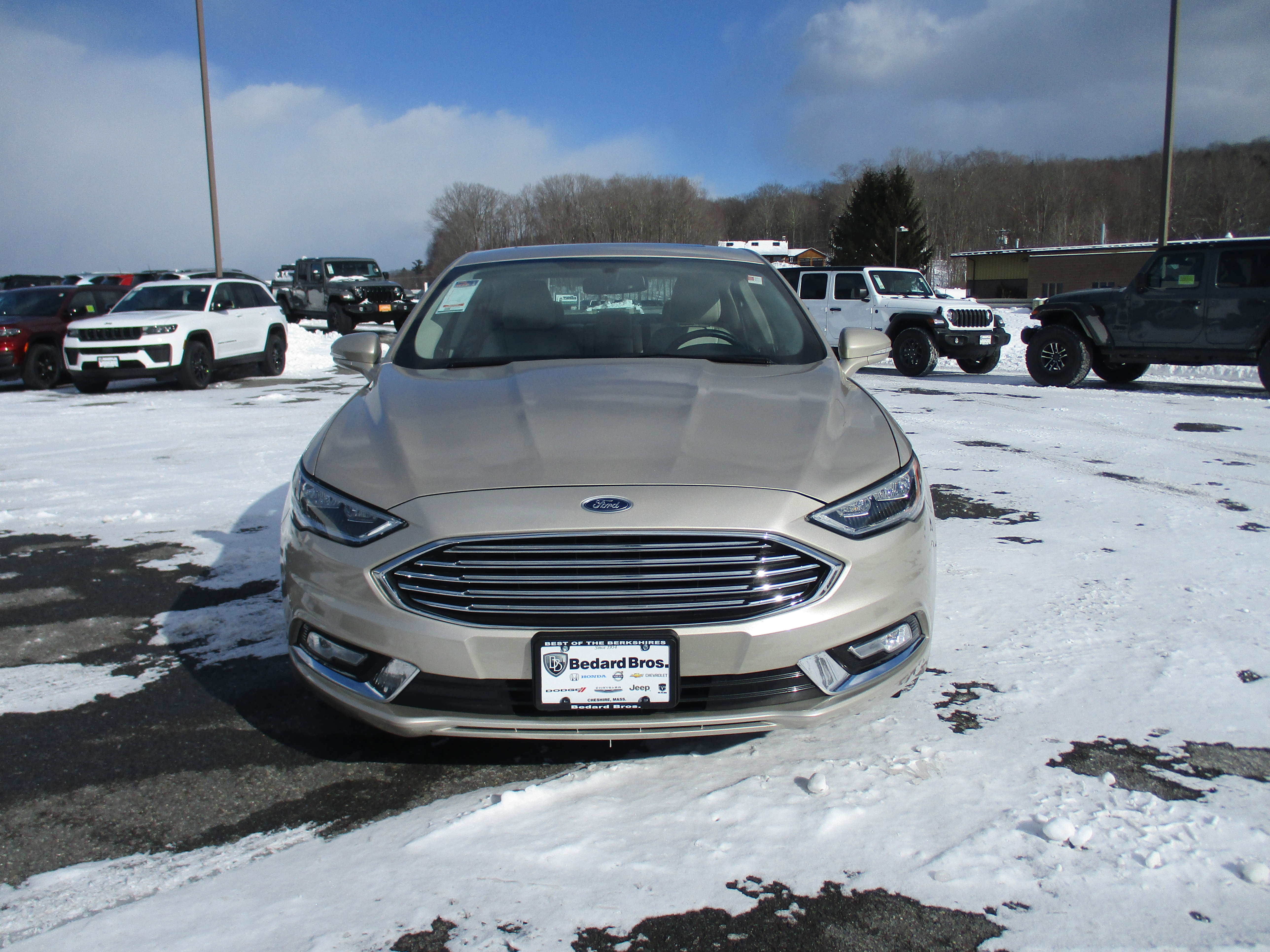 Used 2018 Ford Fusion Titanium image 2