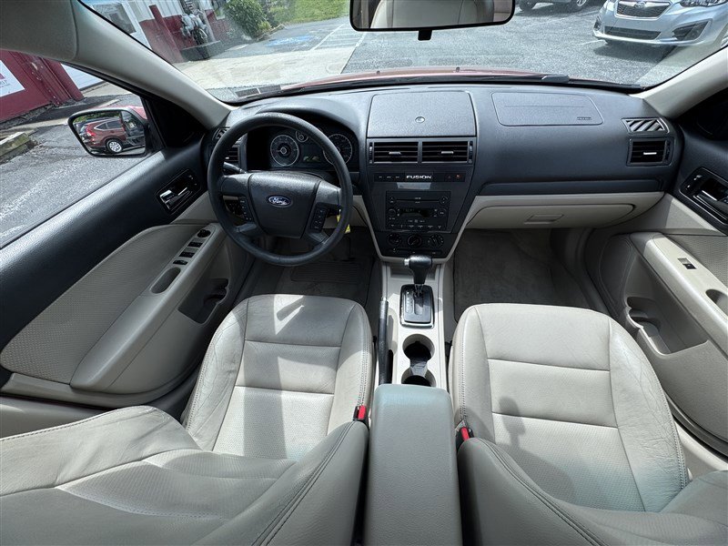 Used 2007 Ford Fusion SE FWD image 9