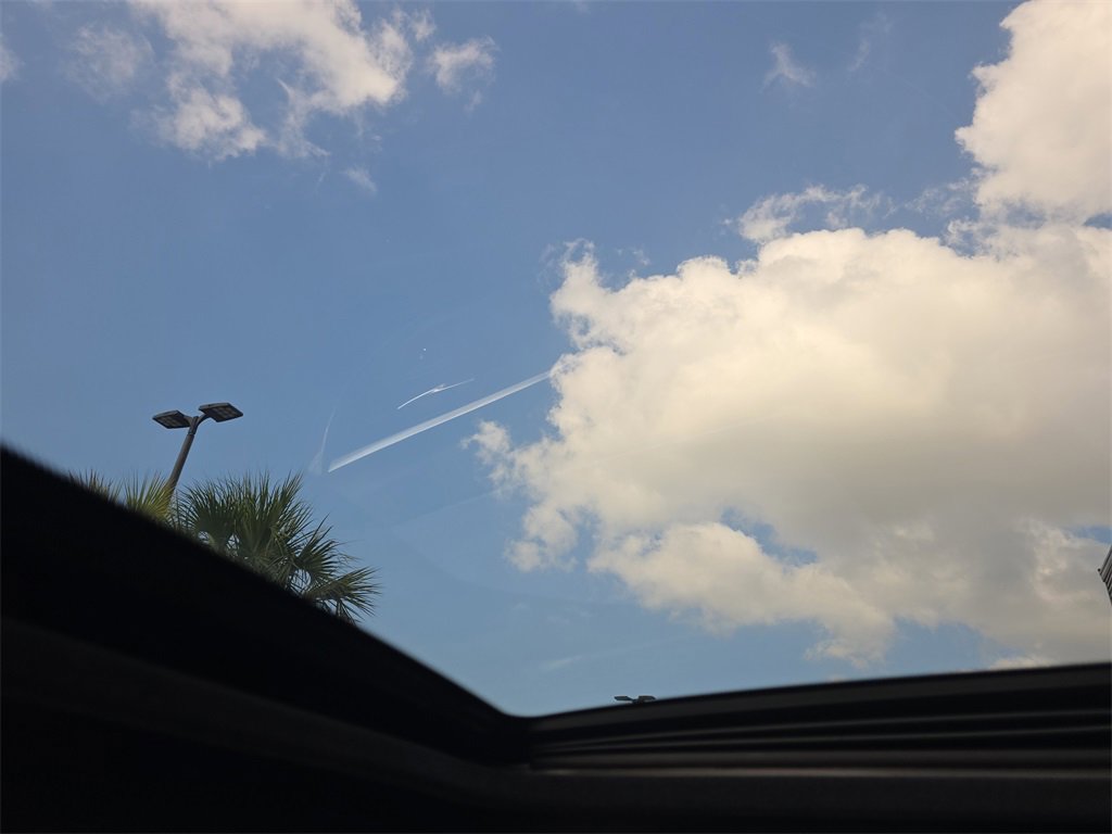 Used 2017 BMW 330i Sedan image 36