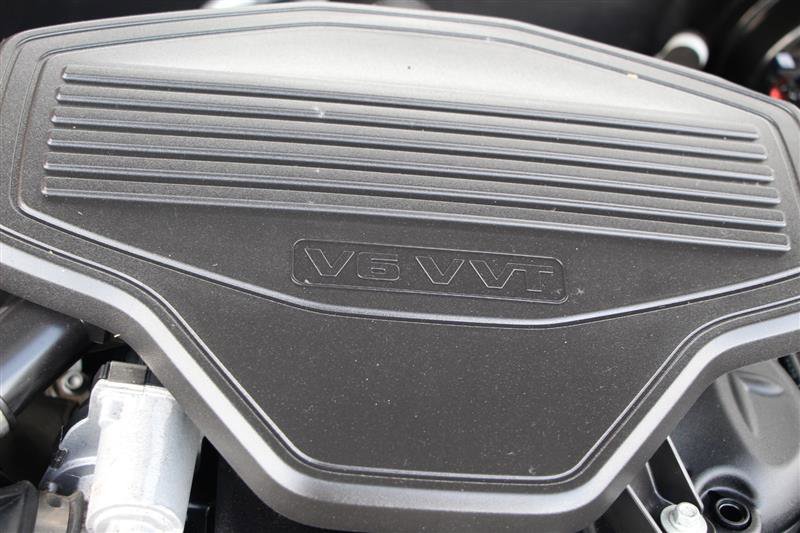 Used 2021 GMC Acadia SLT w/ Elevation Edition image 37