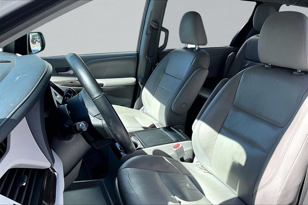 Used 2018 Toyota Sienna XLE AWD/4WD image 21