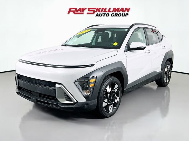 Used 2025 Hyundai Kona SEL image 3