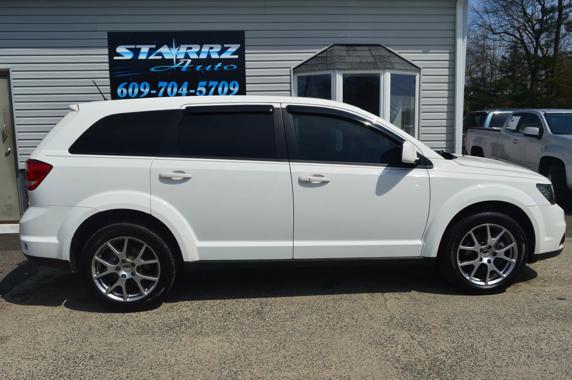 Used 2015 Dodge Journey R/T w/ Flexible Seating Group image 6