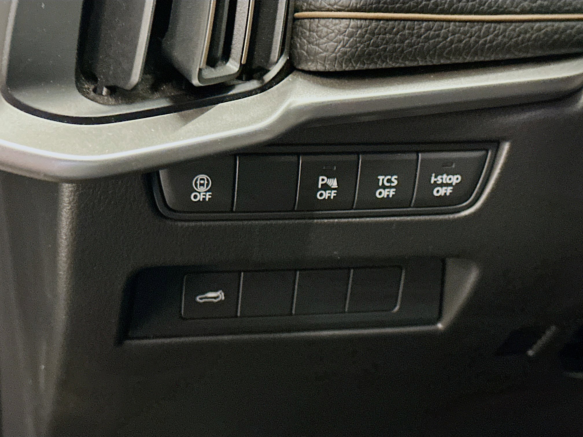 Used 2025 MAZDA CX-90 3.3 Turbo w/ Preferred Package image 17