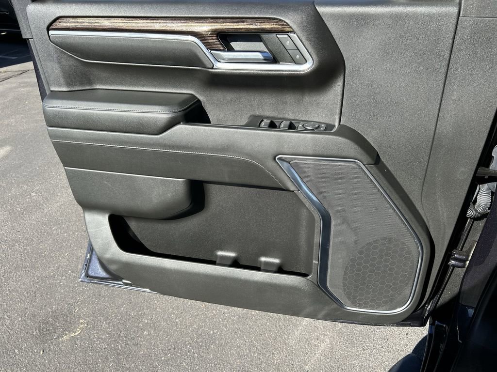 Used 2022 GMC Sierra 1500 SLE image 22