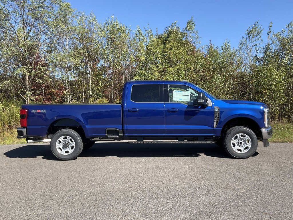 New 2026 Ford F350 XLT image 29