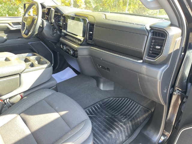 Certified 2024 Chevrolet Silverado 1500 LT AWD/4WD image 28
