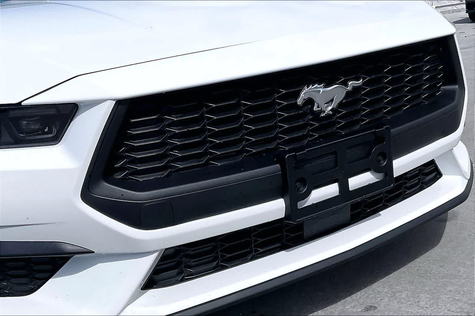 Used 2026 Ford Mustang Coupe RWD image 32