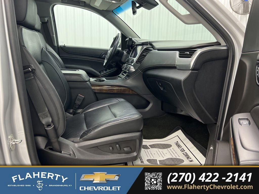 Used 2018 Chevrolet Tahoe LT w/ Luxury Package AWD/4WD image 15