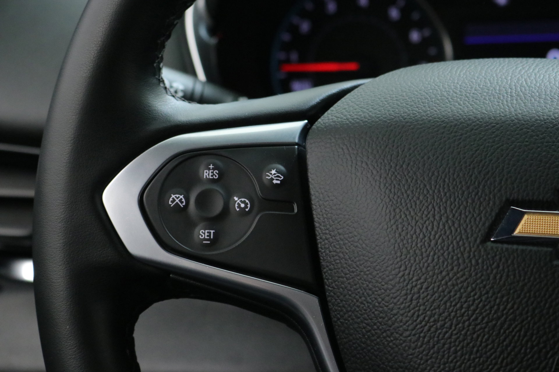 Used 2023 Chevrolet Traverse LT w/ LPO, Floor Liner Package image 13